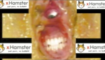 Seu videos porno de sexo bizarro marido pegou entre seus seios