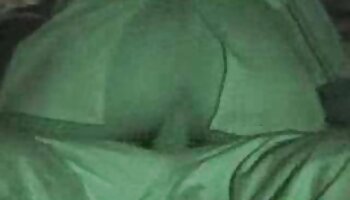 Minha meia-irmã assiste sexo bizarro com mulher pornografia de lésbicas enquanto eu o propósito