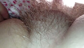 Mulher madura lambeu o pênis de sexo bizarro videos adolescente