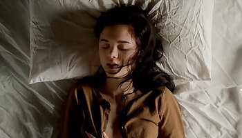 Menina asiática dá duro porno gratis bizarro