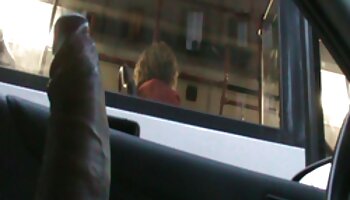 Um pau enorme e carnudo na videos de sexo bizarro gratis boca e na buceta de uma jovem loira da faculdade