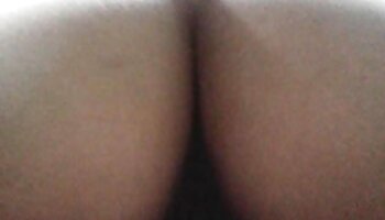 A atriz pornô Peta Jensen, de videos pornos bizarros seios grandes, realiza suas fantasias sexuais