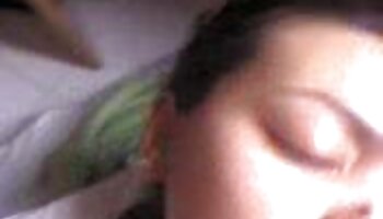 Potz de bronze aproveitou o momento e fodeu a esposa porno doido bizarro presa de seu chefe